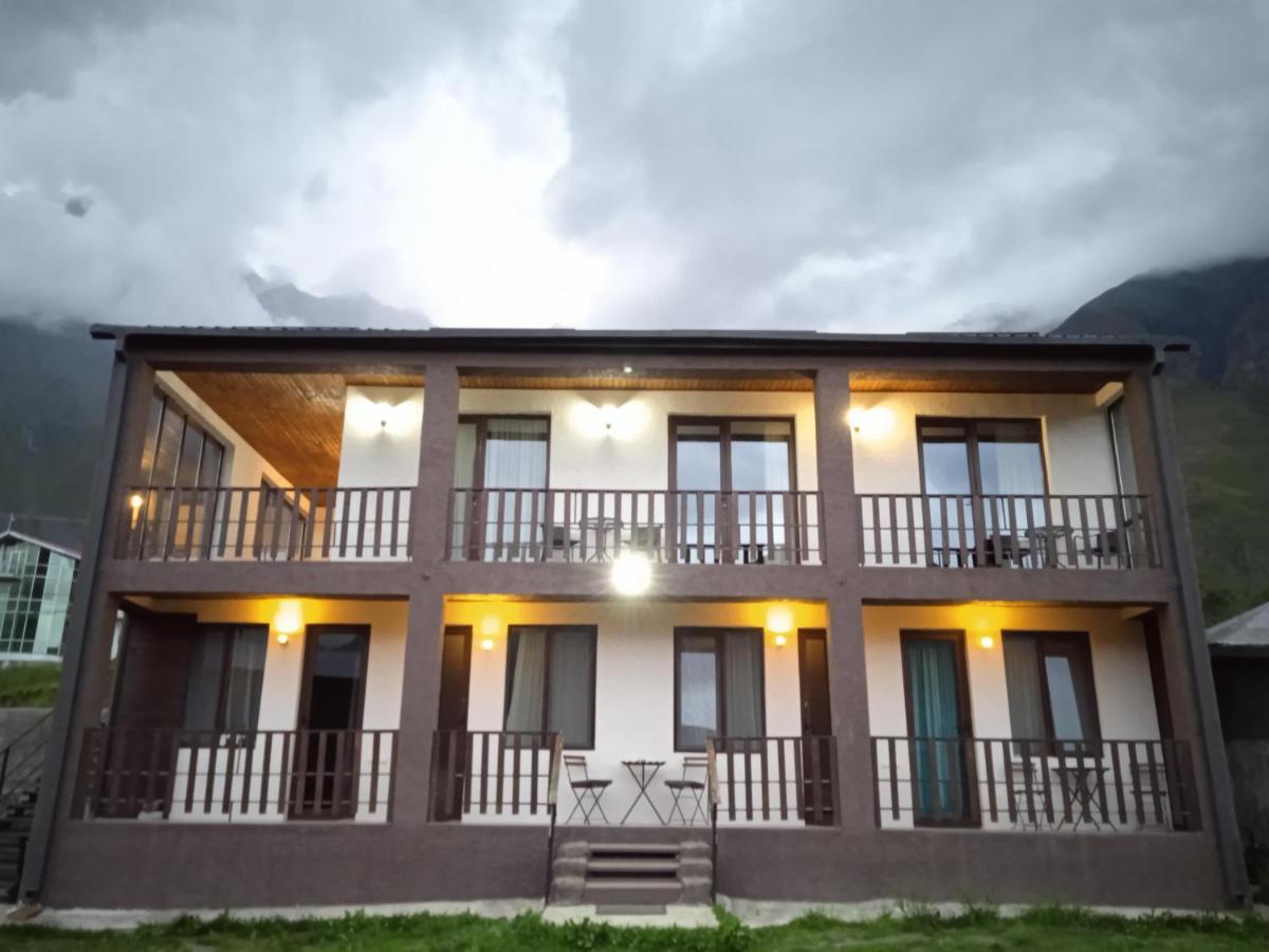 Elsada Hotel คัซเบกี ภายนอก รูปภาพ